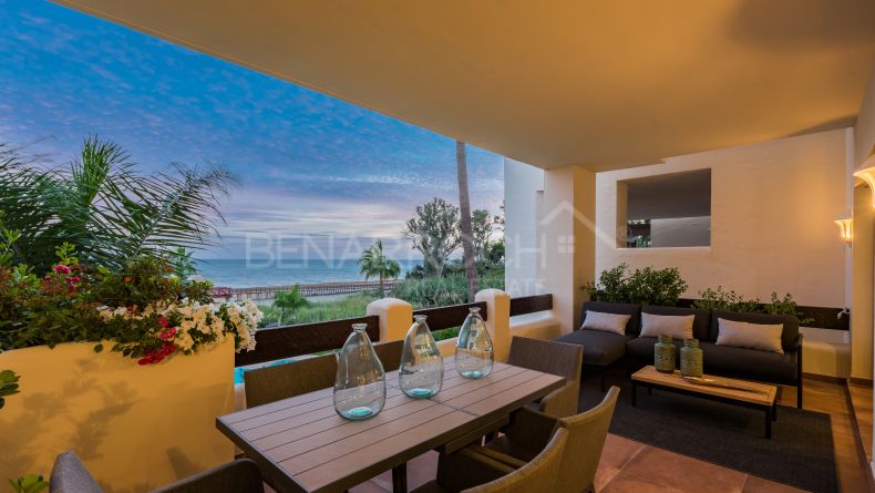 Galerie de photos - Appartement en première ligne de plage à Bahia del Velerin, Estepona