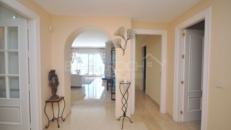 Photo gallery - Penthouse with sea views in Park Beach, Estepona