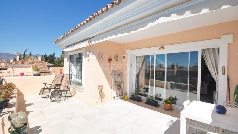 Galerie de photos - Penthouse avec vue sur la mer à Park Beach, Estepona