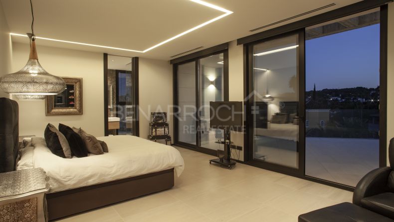 Photo gallery - Contemporary villa in Parcelas del Golf, Nueva Andalucia