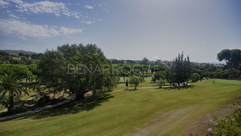 Galería de fotos - Acogedora villa en primera línea de golf, en Rio Real, Marbella Este.