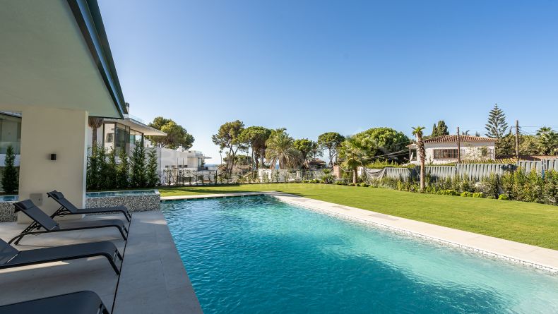 Galería de fotos - Villa de nueva construccion en La Carolina, Marbella