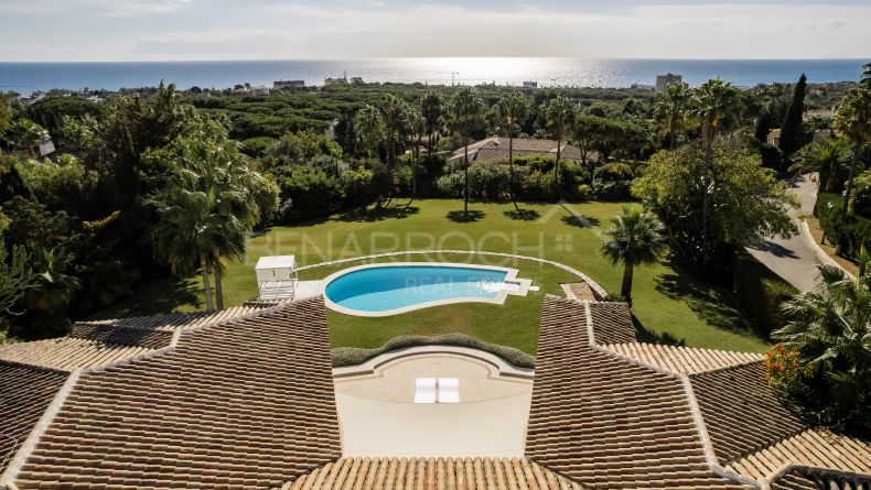 Galerie de photos - Impressionnante villa avec vue sur mer à Las Chapas, Marbella
