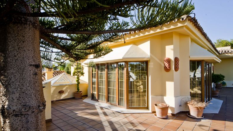 Photo gallery - Classic villa in Nueva Andalucía, very close to Puerto Banus, Marbella