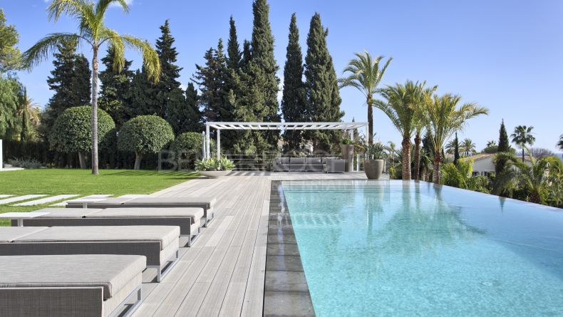 Galería de fotos - Villa de estilo andaluz moderno en Marbella Este