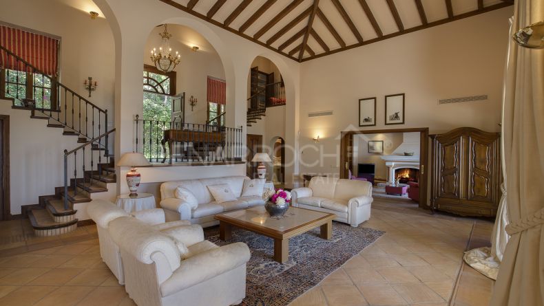 Photo gallery - Andalusian style villa in La Zagaleta, Benahavis