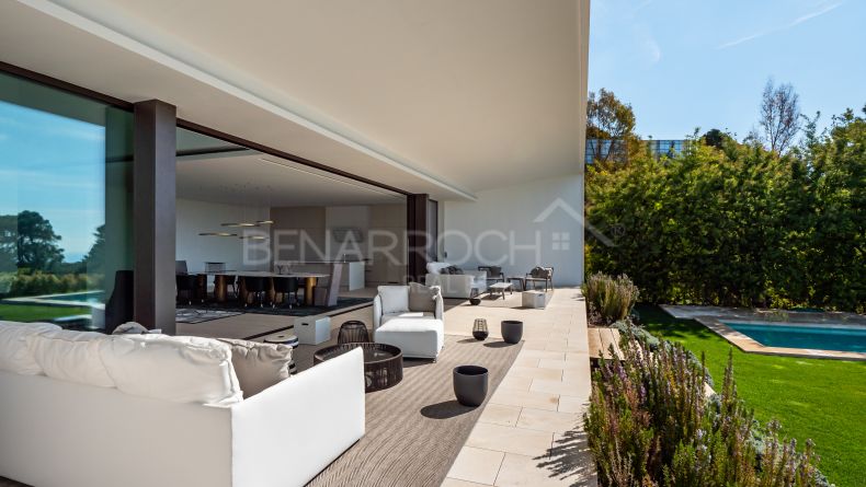 Galerie de photos - Villa de style contemporain à El Bosque, Benahavis