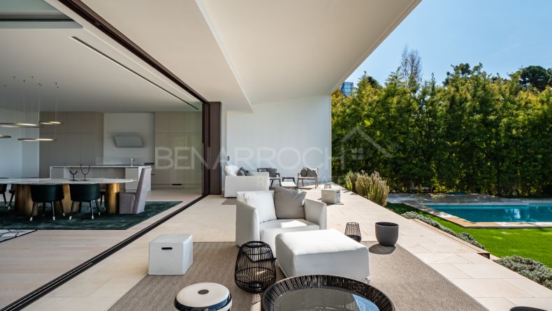 Galerie de photos - Villa de style contemporain à El Bosque, Benahavis