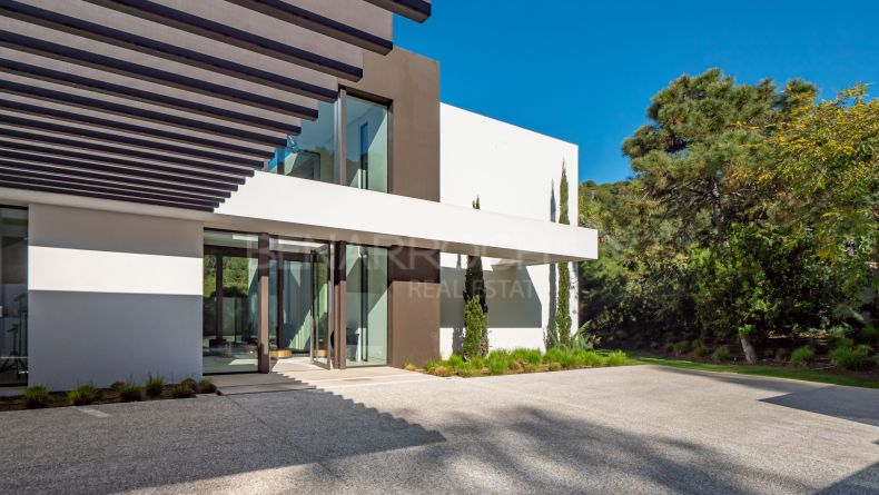 Galerie de photos - Villa de style contemporain à El Bosque, Benahavis