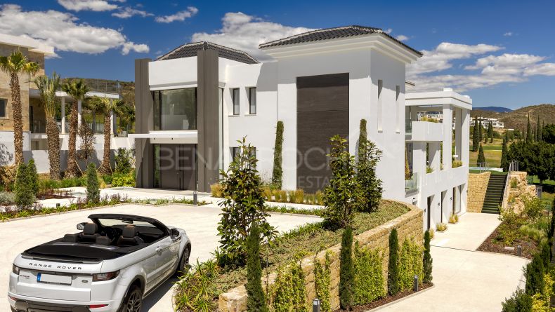 Photo gallery - Contemporary style villa in Los Flamingos, Benahavis