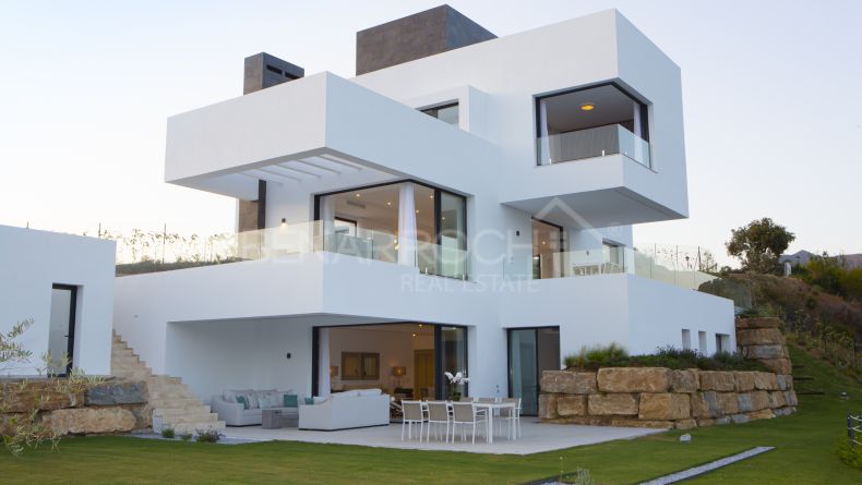 Photo gallery - Modern design villa in Abantos Hills, Monte Mayor, Benahavis