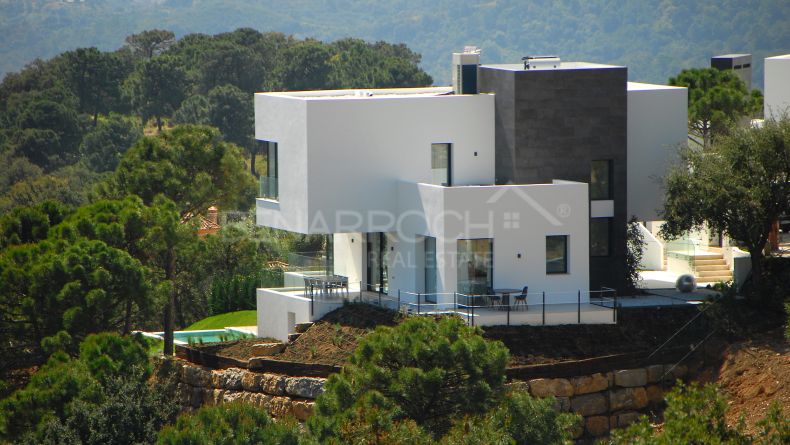 Galerie de photos - Villa de style avant-gardiste à Benahavis, Abantos Hills