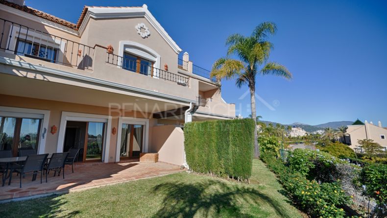 Townhouse in Paraíso Hills urbanization, new Golden Mile of Estepona