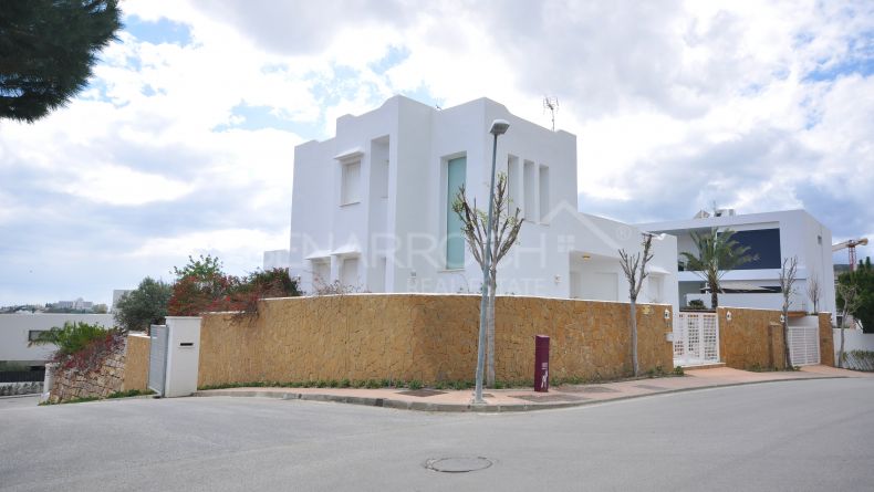 Galería de fotos - Capanes sur, villa contemporanea con vistas en Benahavis