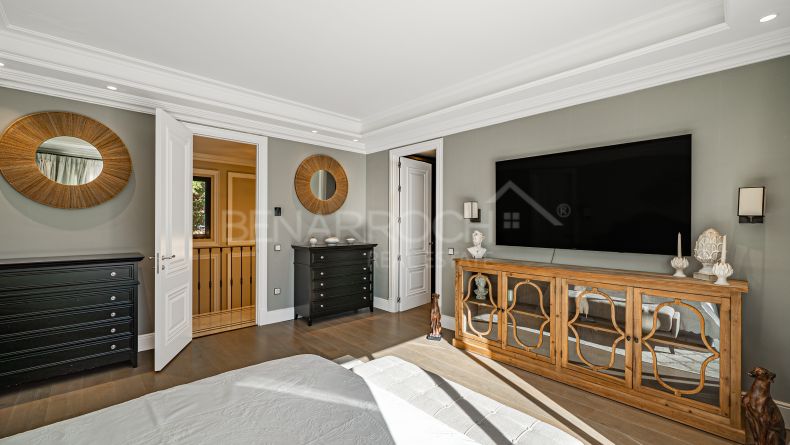 Photo gallery - Villa in Benahavis, Los Flamingos urbanization