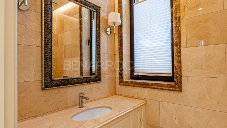 Photo gallery - Villa in Benahavis, Los Flamingos urbanization