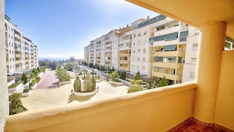 Apartment in Marbella centre with sea views