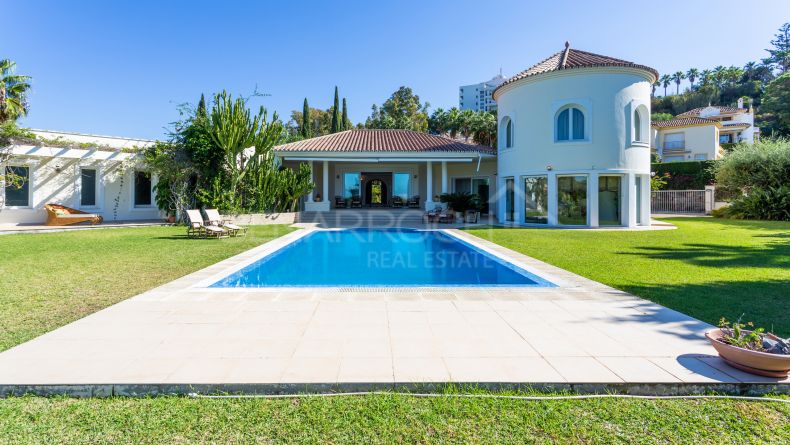 Galerie de photos - Villa à El Paraiso Medio, le nouveau Golden Mile d&#039;Estepona