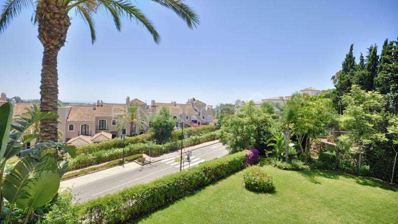 Apartamento en Paraiso Hills, El Paraiso, Estepona