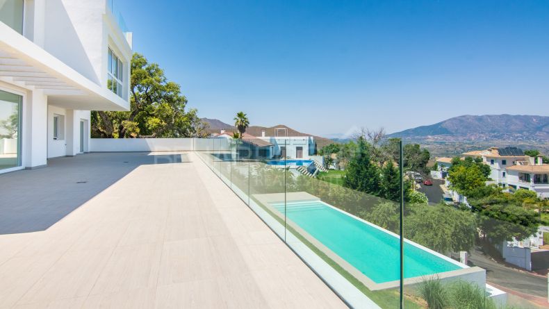 Galerie de photos - Villa de style moderne à Marbella Est, La Mairena