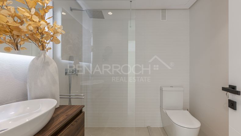 Photo gallery - Beachfront apartment in Costalita, Estepona