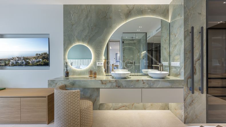 Galerie de photos - Appartement en première ligne de plage à Bahia del Velerin, Estepona