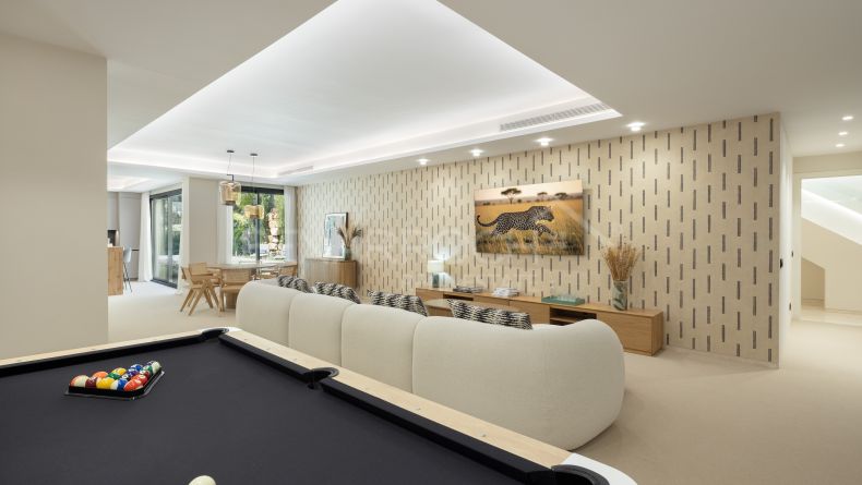 Photo gallery - Contemporary-style villa in La Cerquilla, Nueva Andalucía