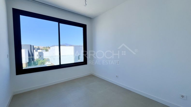 Galerie de photos - Maison jumelée avec garage privé à Atalaya, Estepona