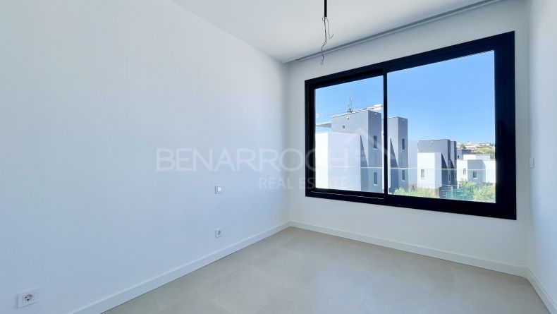 Galerie de photos - Maison jumelée avec garage privé à Atalaya, Estepona