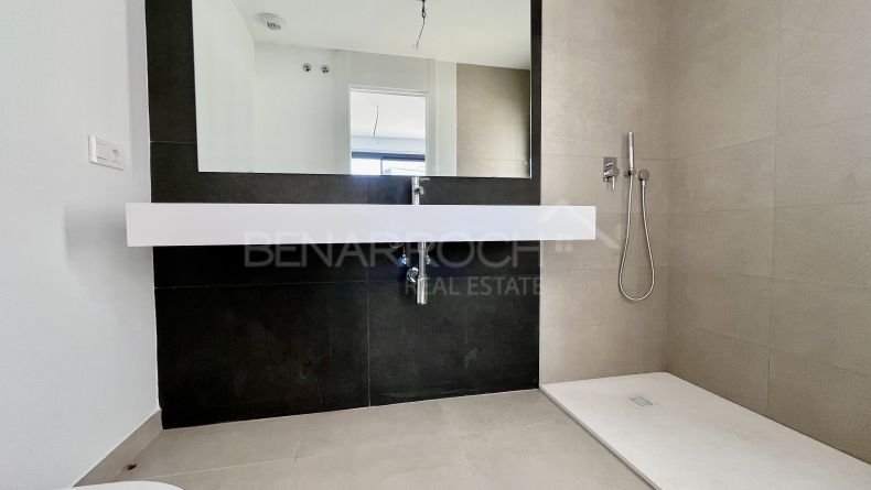 Galerie de photos - Maison jumelée avec garage privé à Atalaya, Estepona