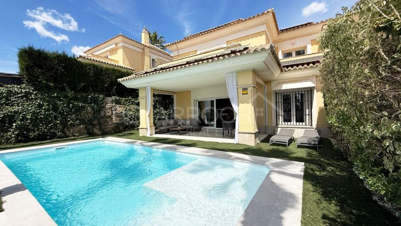 Photo gallery - Semi-detached house with sea views in Santa Clara Golf, Marbella