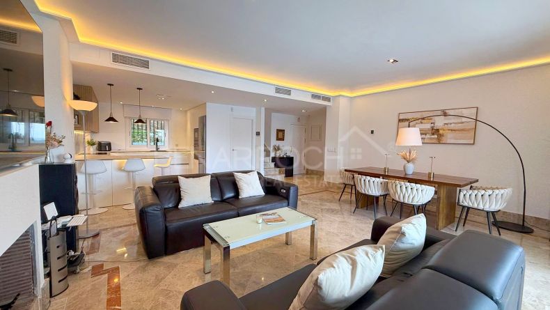 Photo gallery - Semi-detached house with sea views in Santa Clara Golf, Marbella