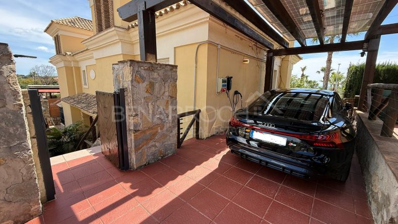 Photo gallery - Semi-detached house with sea views in Santa Clara Golf, Marbella