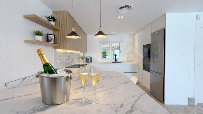 Photo gallery - Semi-detached house with sea views in Santa Clara Golf, Marbella