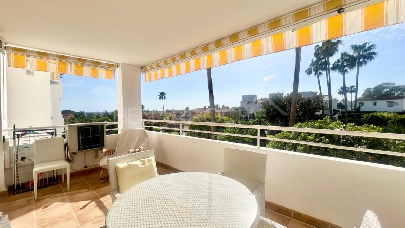 Photo gallery - Mid-floor apartment with views in Atalaya, Estepona