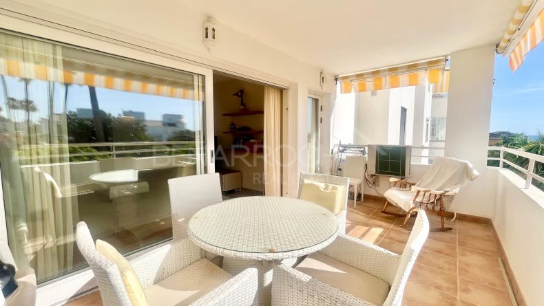 Photo gallery - Mid-floor apartment with views in Atalaya, Estepona