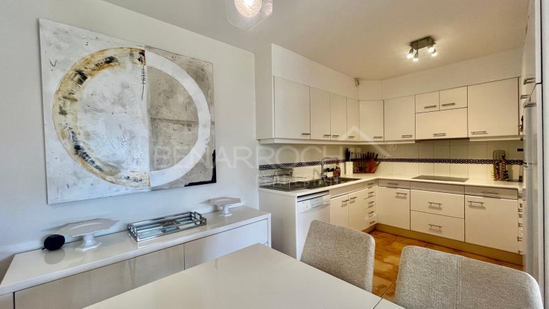 Photo gallery - Mid-floor apartment with views in Atalaya, Estepona