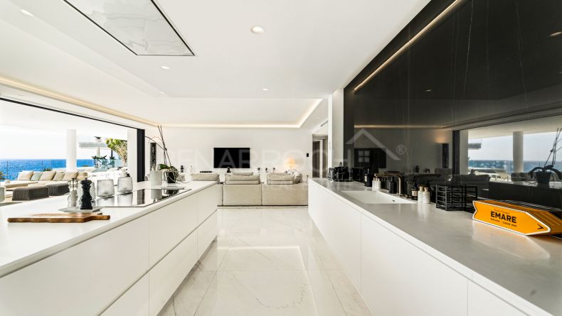 Galerie de photos - Appartement en bord de mer à Emare, la New Golden Mile d'Estepona