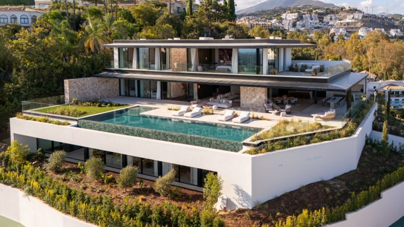 Villa contemporánea con vistas panorámicas en El Herrojo, Benahavís