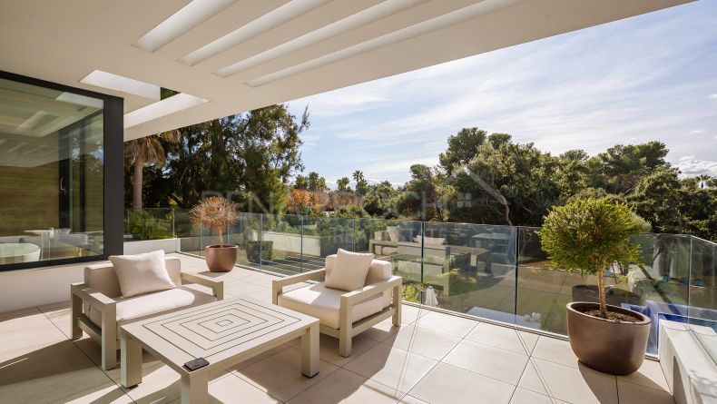 Galerie de photos - Villa de style moderne à Sotogrande