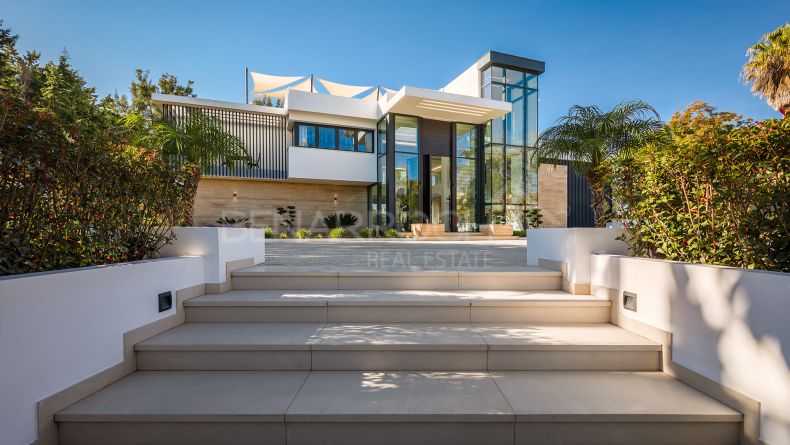 Galerie de photos - Villa de style moderne à Sotogrande