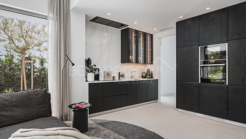 Galería de fotos - Villa de diseño moderno en El Paraiso, Estepona Este