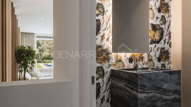 Galería de fotos - Villa de diseño moderno en El Paraiso, Estepona Este