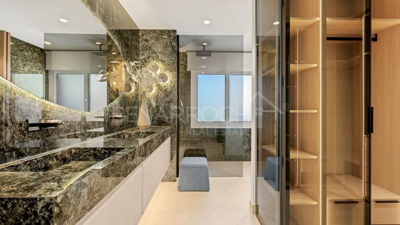 Galerie de photos - Penthouse en duplex en première ligne de plage à Cabo Bermejo, Estepona