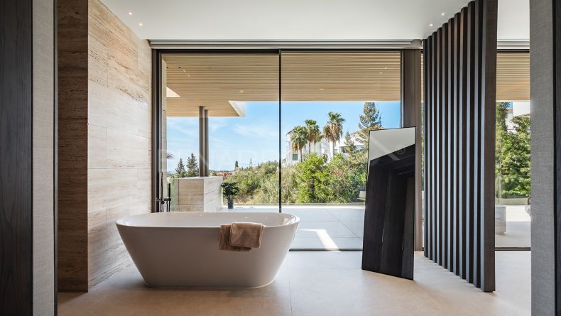 Photo gallery - Contemporary-style villa in Paraiso Alto, Benahavis