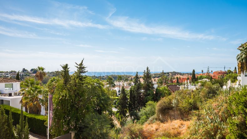 Photo gallery - Contemporary-style villa in Paraiso Alto, Benahavis