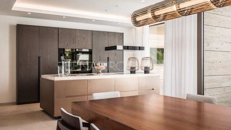 Photo gallery - Contemporary-style villa in Paraiso Alto, Benahavis