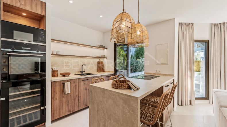 Galería de fotos - Apartamento en planta baja en primera linea de playa, Marbella Este