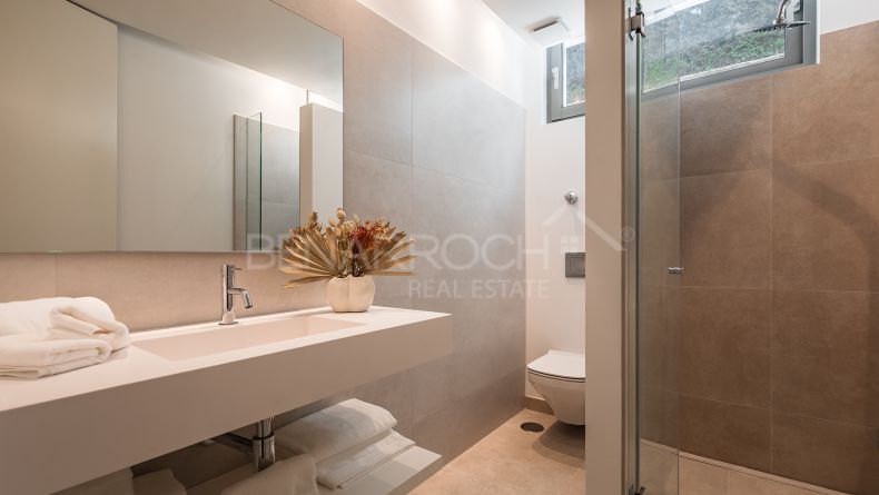 Photo gallery - Contemporary villa in El Paraíso, Estepona's New Golden Mile