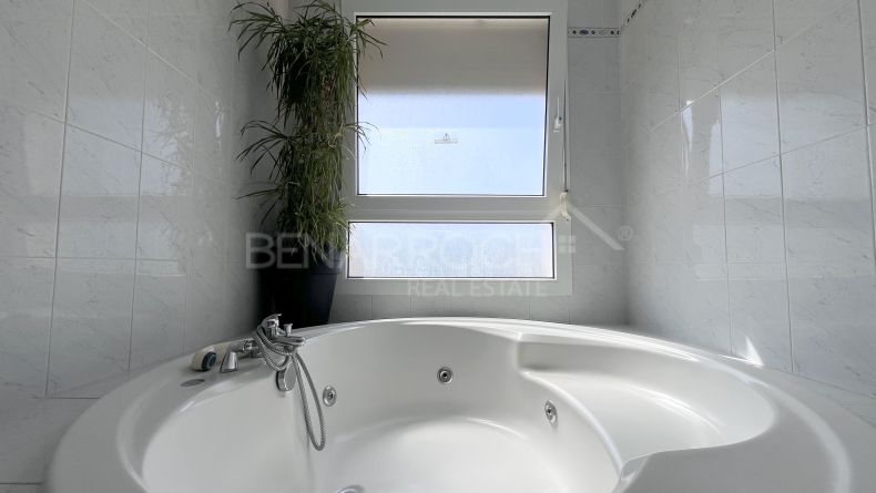 Photo gallery - Semi-detached house with a private pool and sea views in Bellavista, Marbella